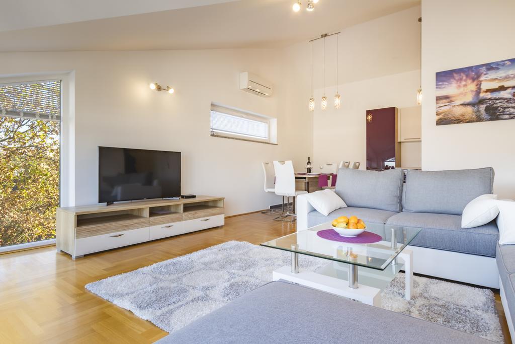 Villa Apartments Futura Вантачичи Екстериор снимка
